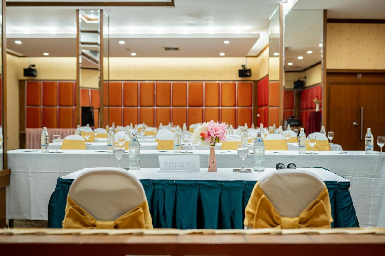 Sirin Hotel & Resident Khon Kaen Eksteriør billede